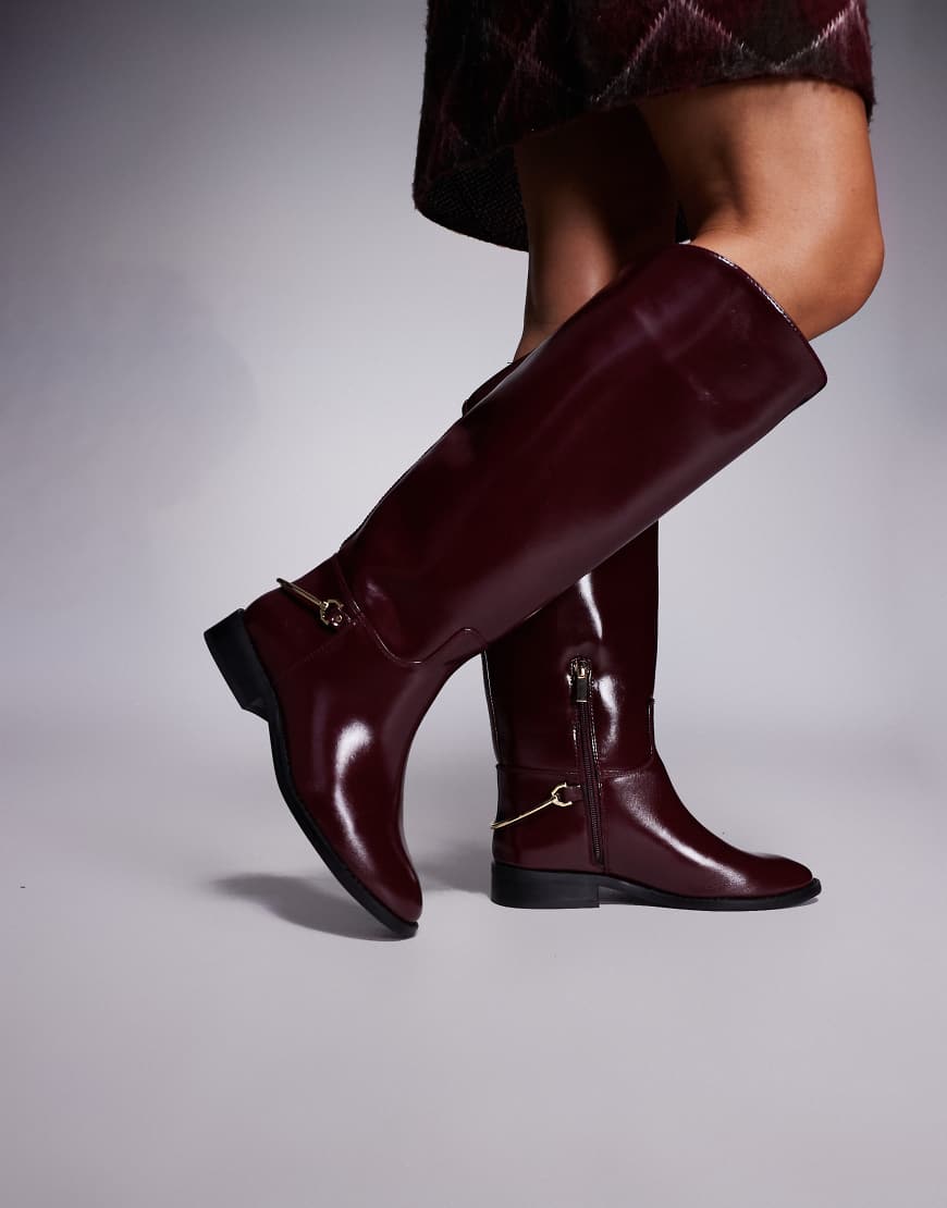 River Island - Kniehohe Reiterstiefel in Rot von River Island