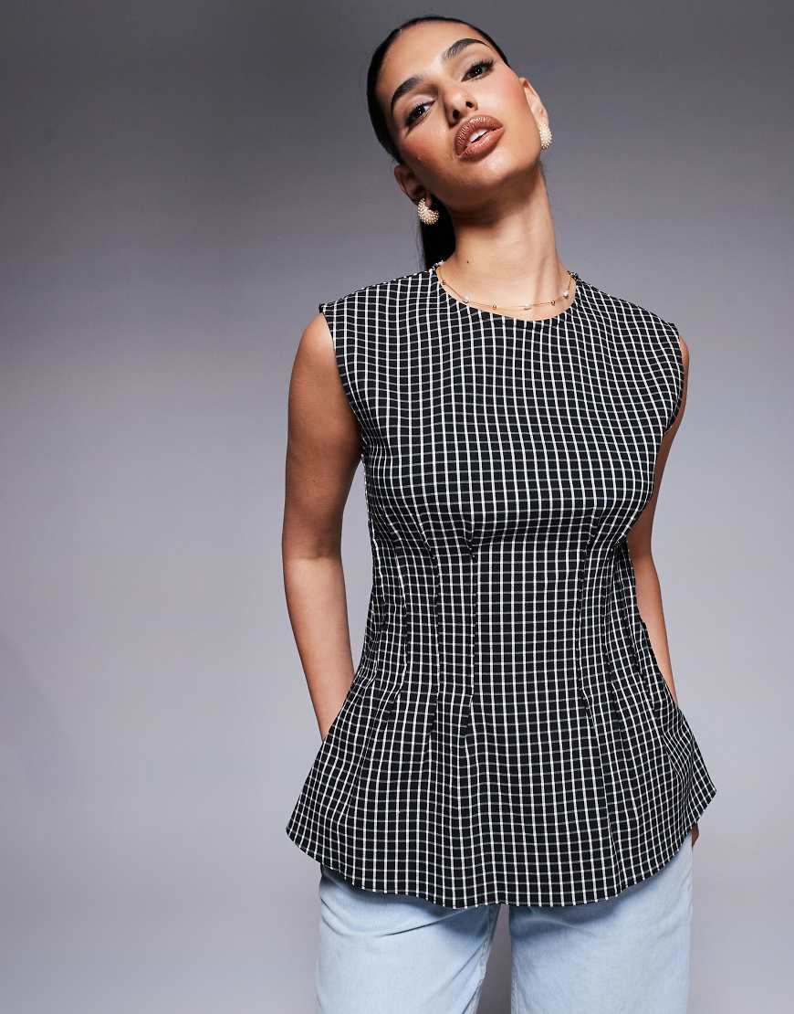 River Island - Oberteil aus Bengaline in Schwarz kariert mit Biesen von River Island