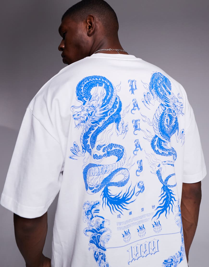 River Island - Oversize-T-Shirt in Weiß mit Drachen-Print von River Island