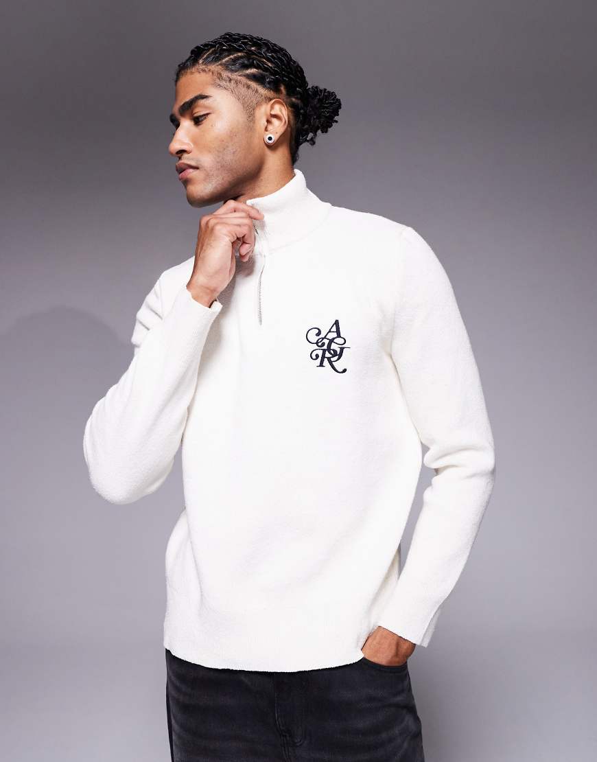 River Island - Pullover aus Bouclé in Ecru mit kurzem Reißverschluss-Neutral River Island - Pullover aus Bouclé in Ecru mit kurzem Reißverschluss-Neutral von River Island