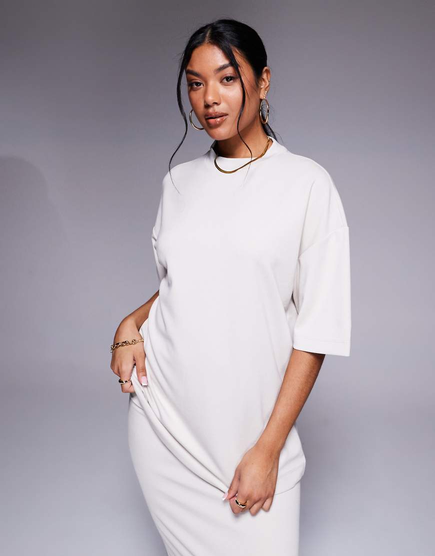 River Island - Schlichtes Oversize-T-Shirt in Cremeweiß-Neutral von River Island