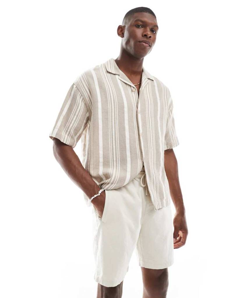 River Island - Schlupf-Shorts in Leinenoptik in hellem Steinbeige-Neutral von River Island