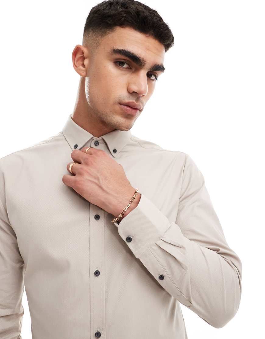 River Island - Strukturiertes, schmal geschnittenes, langärmliges Muskelshirt in hellem Steinbeige-Neutral von River Island