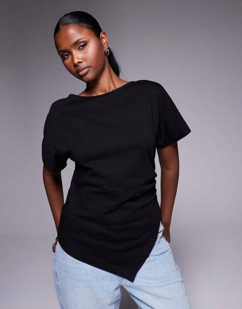 River Island - T-Shirt in Schwarz mit drapierter Seite von River Island