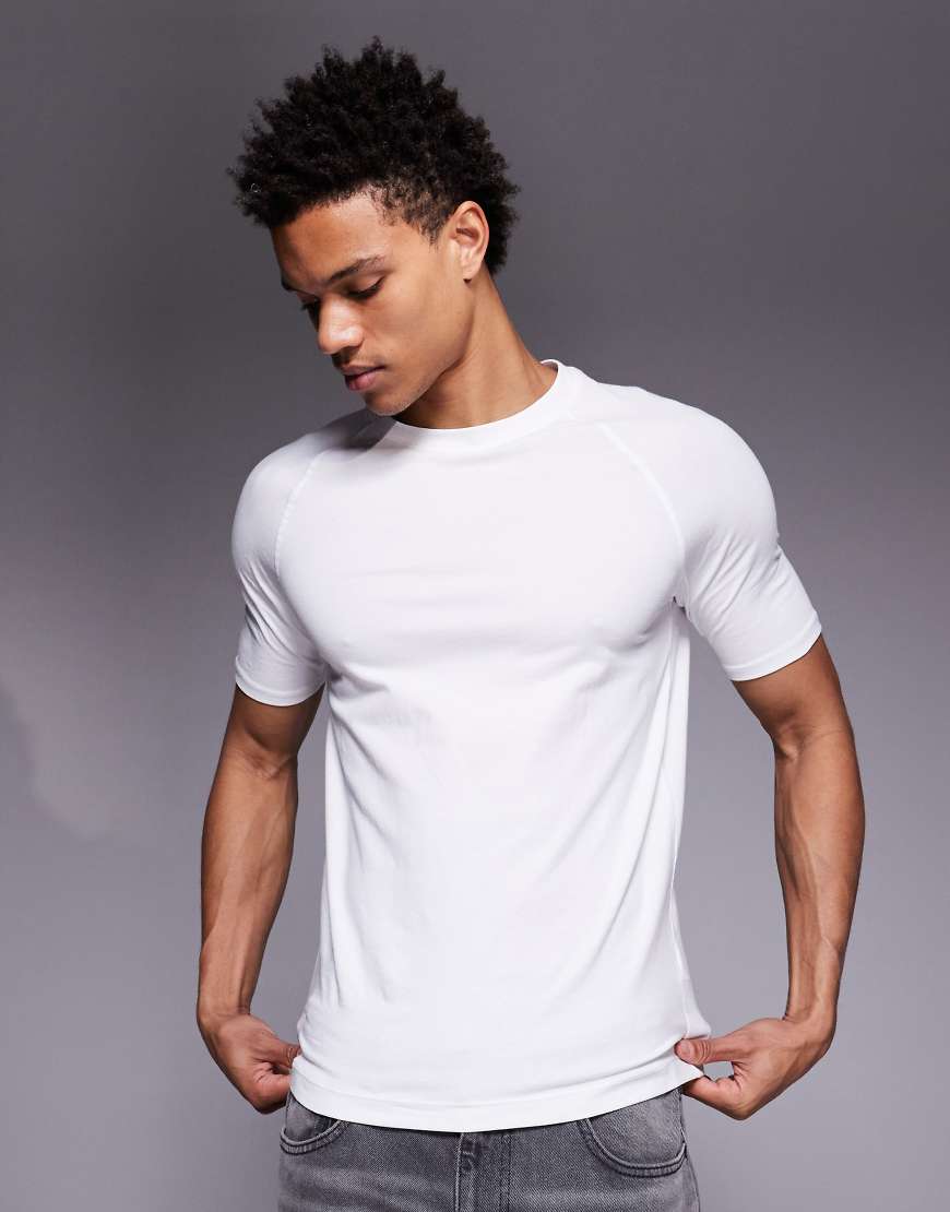 River Island - Tech - Muskel-T-Shirt in Weiß von River Island