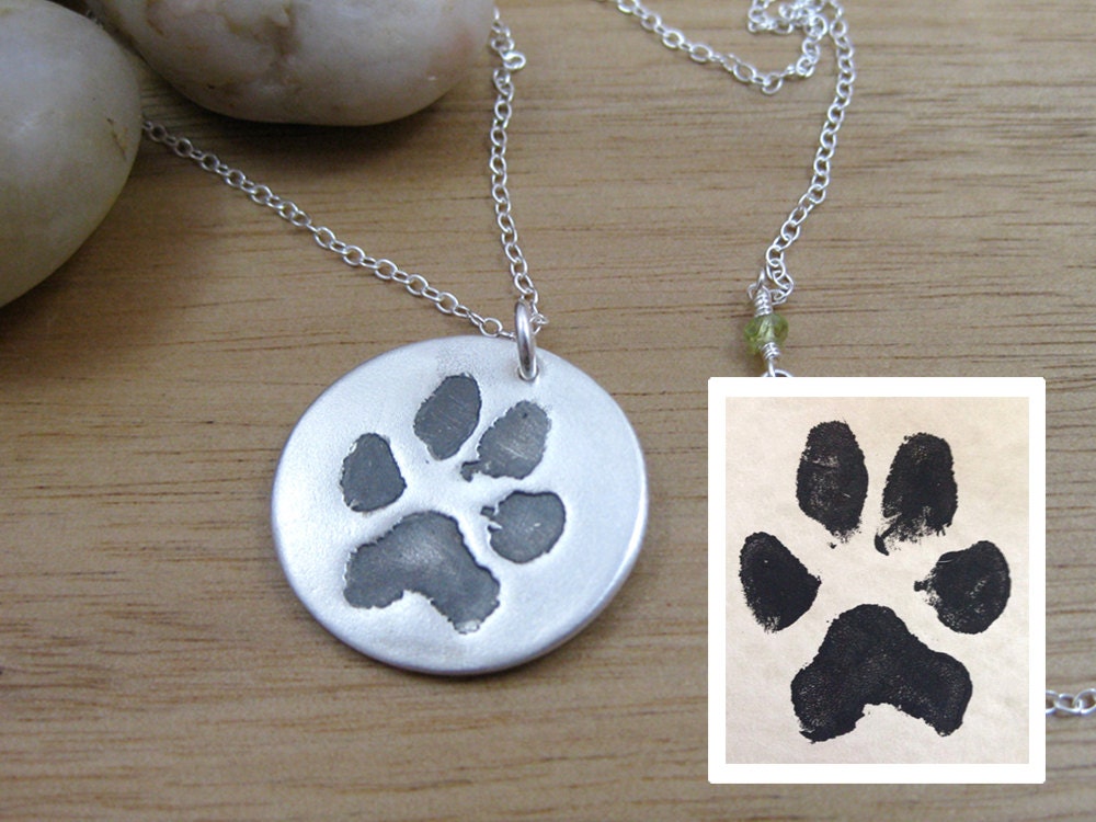 Personalisierte Silber Paw Print Halskette von RiverAndBirchJewelry