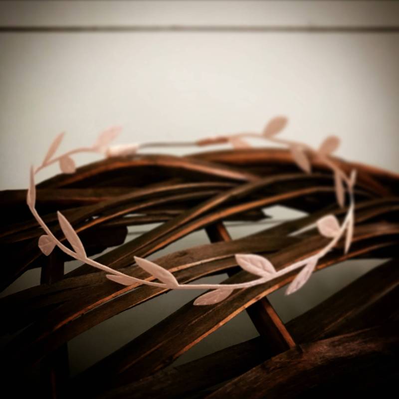 Erröten Blatt Stirnband - Neugeborenen Rosa Baby Neugeborene Fotografie Prop von RiverandGigis