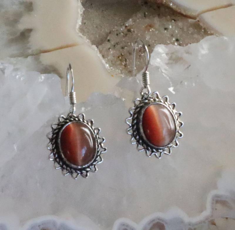 Verkauf Schmuck Rettung Vintage Sterling Ohrringe Tigerauge Wie Stein Verkauf Schmuck Rettung Vintage Sterling Ohrringe Tigerauge Wie Stein von Riveting