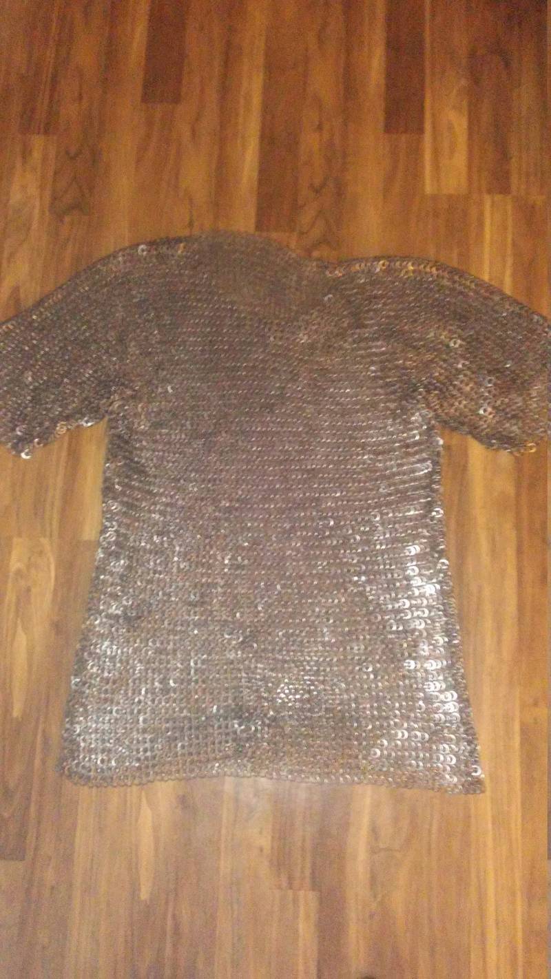 Benutzerdefinierte Ausgestattet, Keil Rivited Chainmail Shirt Benutzerdefinierte Ausgestattet, Keil Rivited Chainmail Shirt von RivetingAttire