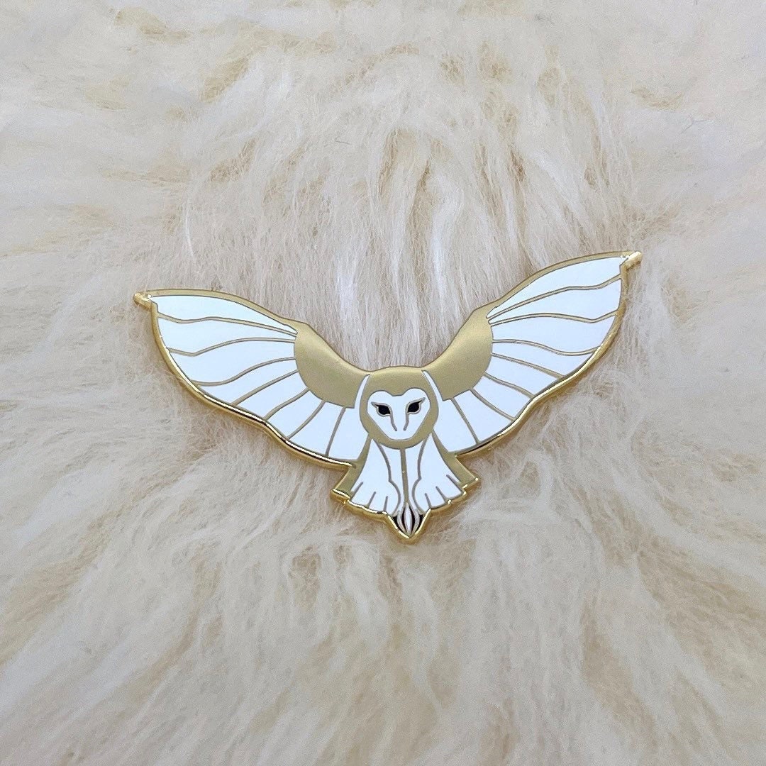 Schleiereule Hard Enamel Pin Vergoldete Vogel Brosche Schleiereule Hard Enamel Pin Vergoldete Vogel Brosche von RoaminBisonWorkshop