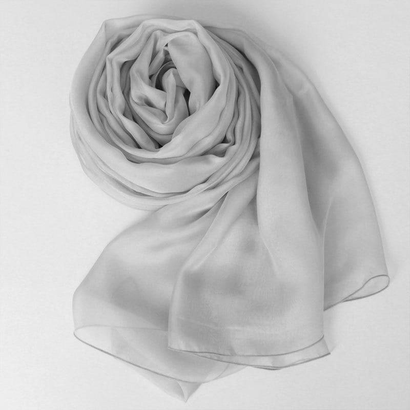 Hellgrau Seide Schal - Hellgrau Mulberry Chiffon As5 von RobePlus