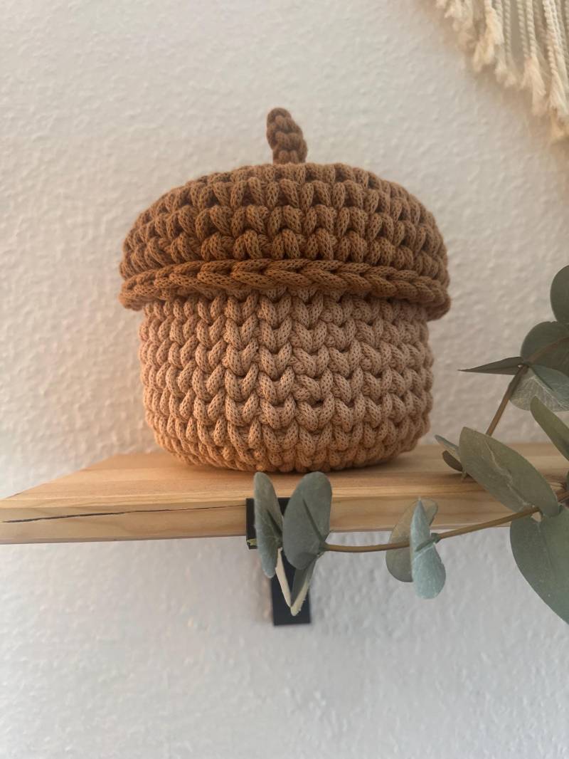 Korb , , Eichel, , Gehäkelt von RobellaHandmade