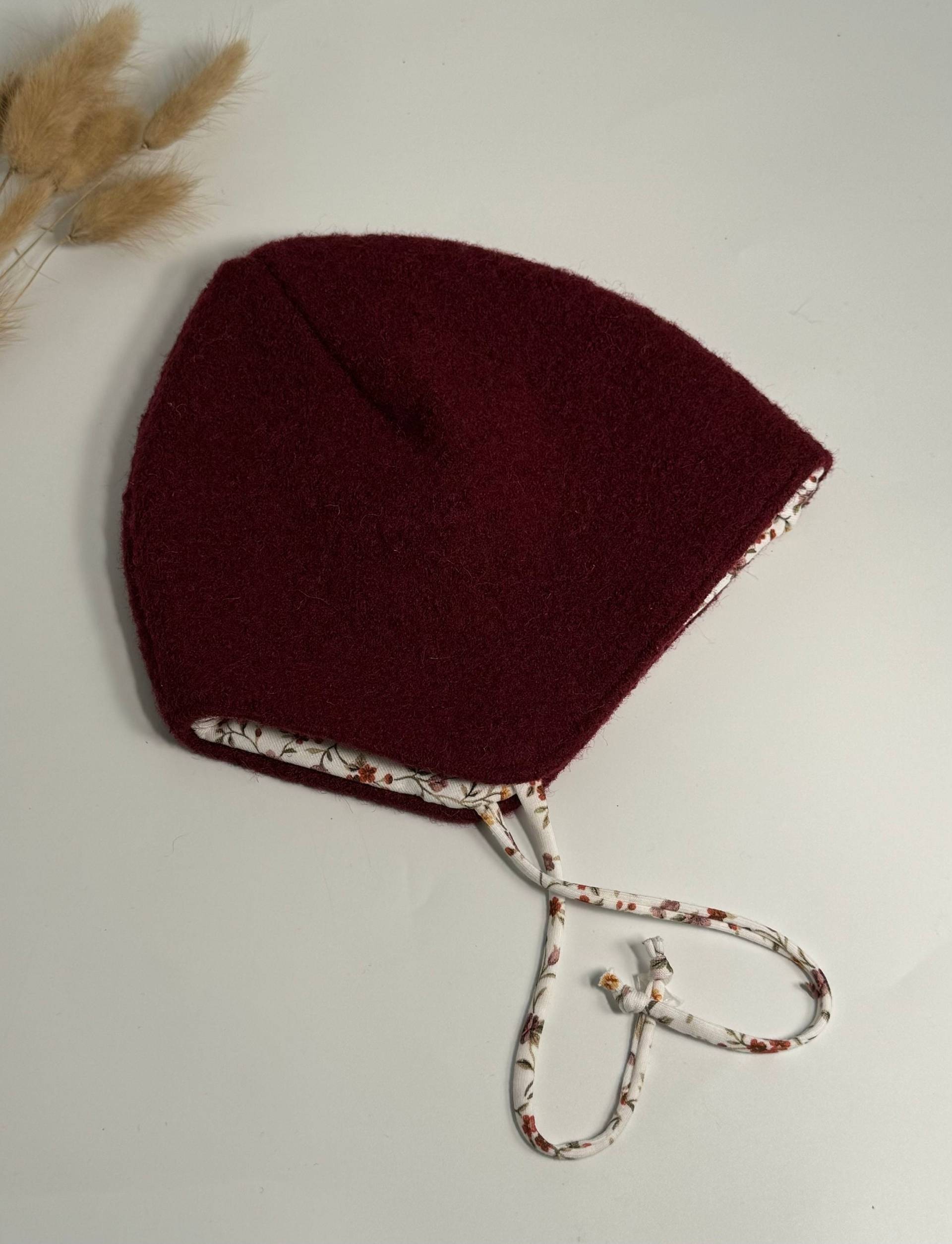 Walk Babymütze von RobellaHandmade