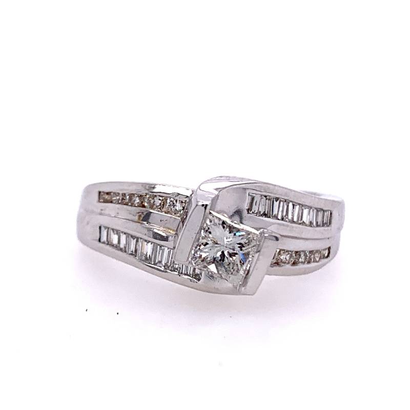 14K Weissgold Diamant Damenring 0.89Ct Tw Grösse 7 1/2 von RobertJewelryDesigns