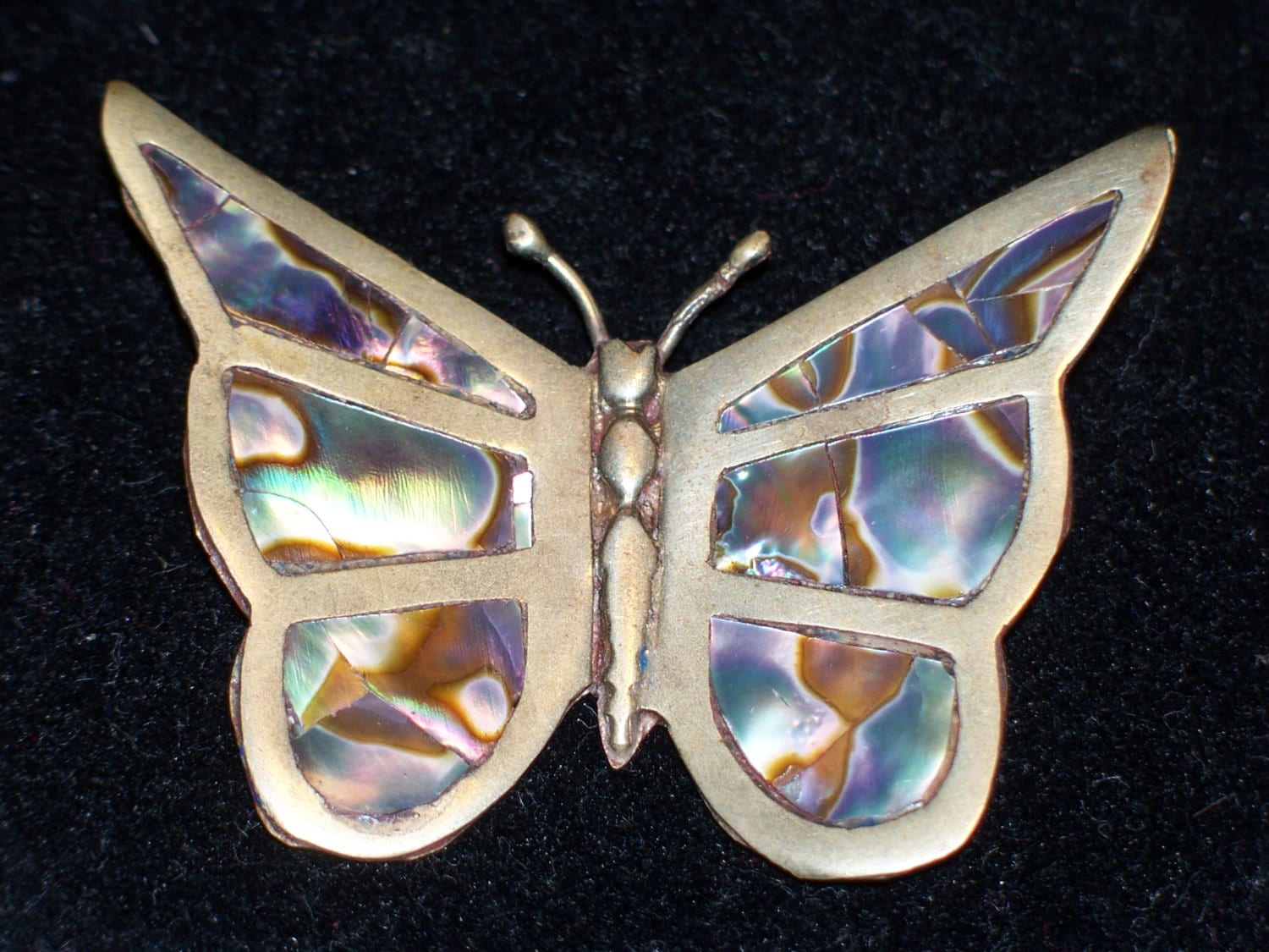 Vintage Sterling Silber Mit Eingelegtem Abalone Schmetterling Brosche Pin von RobertsXclusiveGifts