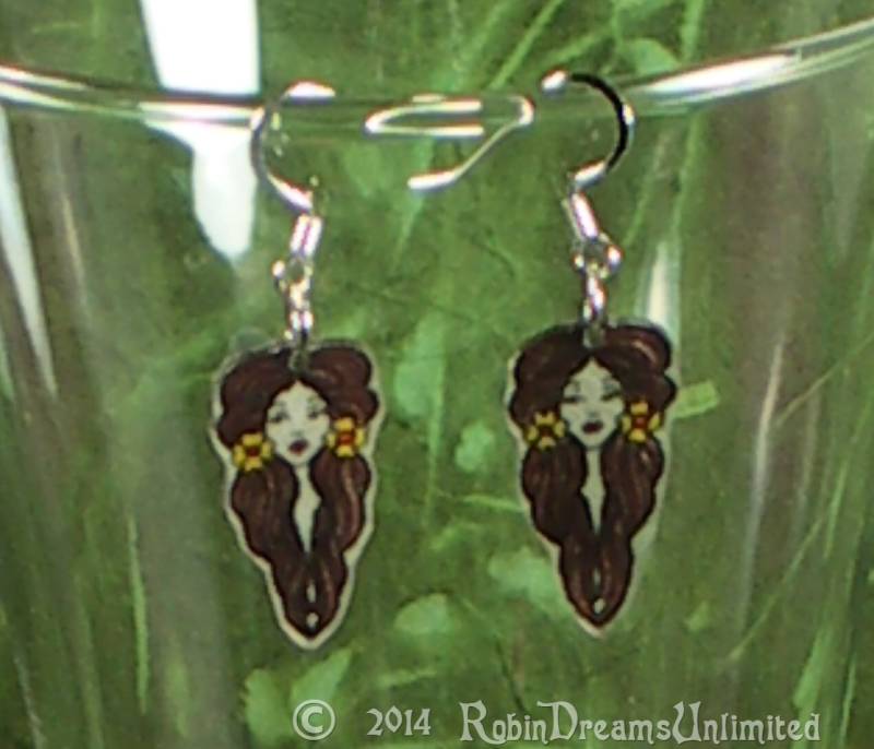 Braune Mädchenakt Auf Dink Ohrringe von RobinDreamsUnlimited