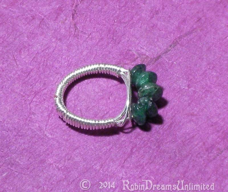 Grün Quarzit Gewunden Basis Wire-Wrap Ring Größe 5 von RobinDreamsUnlimited