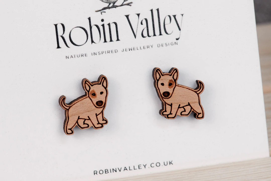 Bull Terrier Hund Ohrstecker Holz Ohrringe Mädchen Damen Geschenk von RobinValleyUK