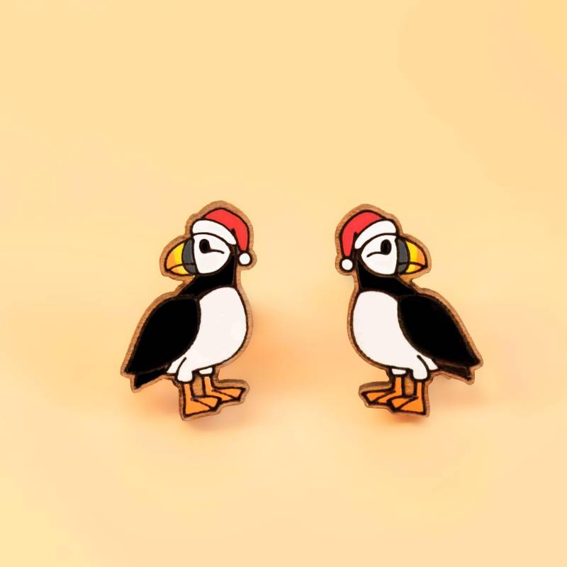 Handbemalte Holz Weihnachten Puffin Vogel Ohrringe Damen Mädchen Ohrstecker Aus von RobinValleyUK