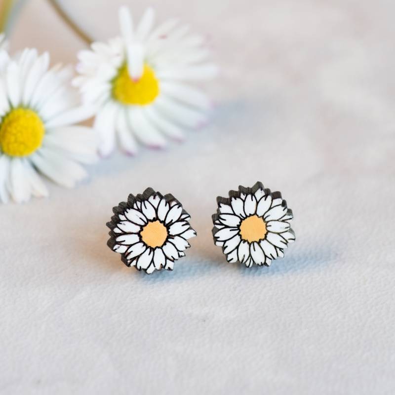 Handgemachte Gänseblümchen Ohrringe Blumenohrringe Holzohrstecker Geschenk Für Frauen Von Robinvally von RobinValleyUK