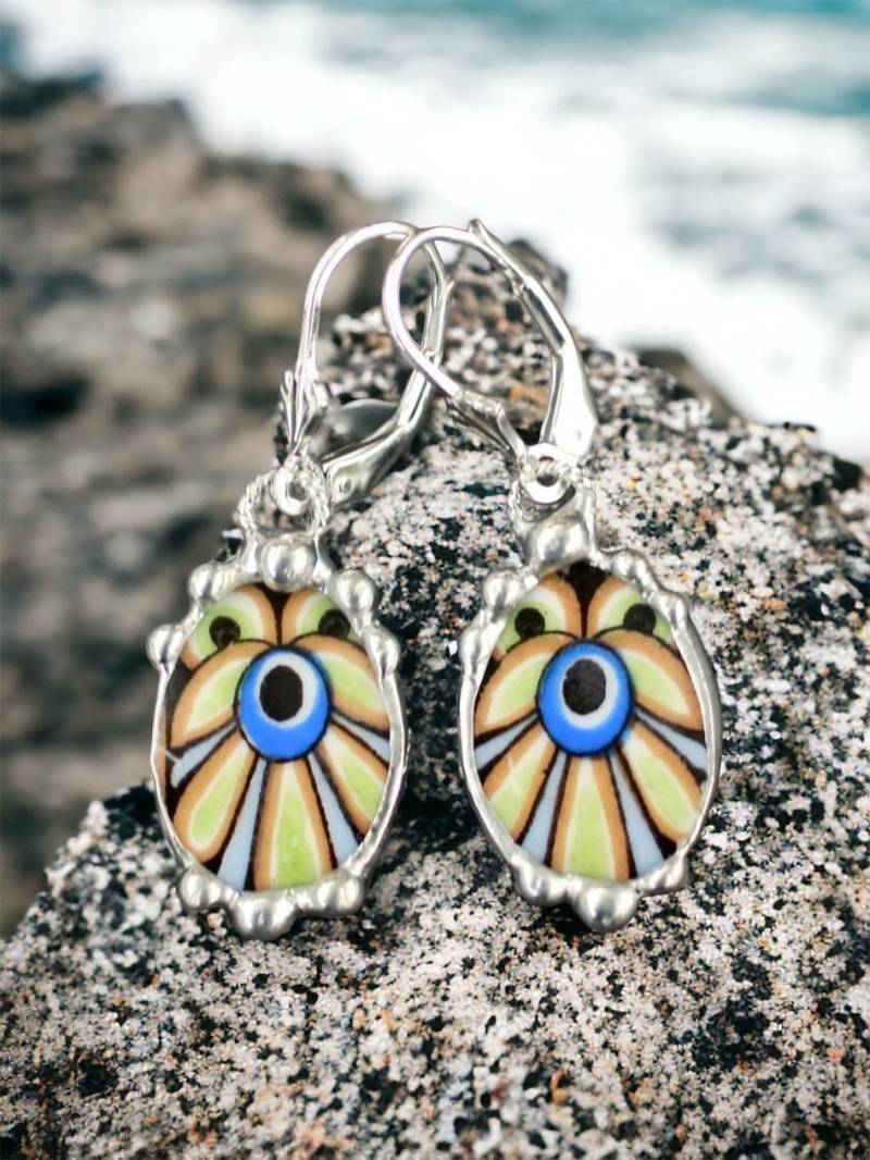 Ohrringe, Gebrochenes Porzellan Schmuck, Gebrochene Porzellanohrringe, Ovales Mid Century Porzellan, Blaues Und Gelbes Sterlingsilber Brisuren Ohrringe, Gebrochenes Porzellan Schmuck, Gebrochene Porzellanohrringe, Ovales Mid Century Porzellan, Blaues Und Gelbes Sterlingsilber Brisuren von Robinsnestcreation1