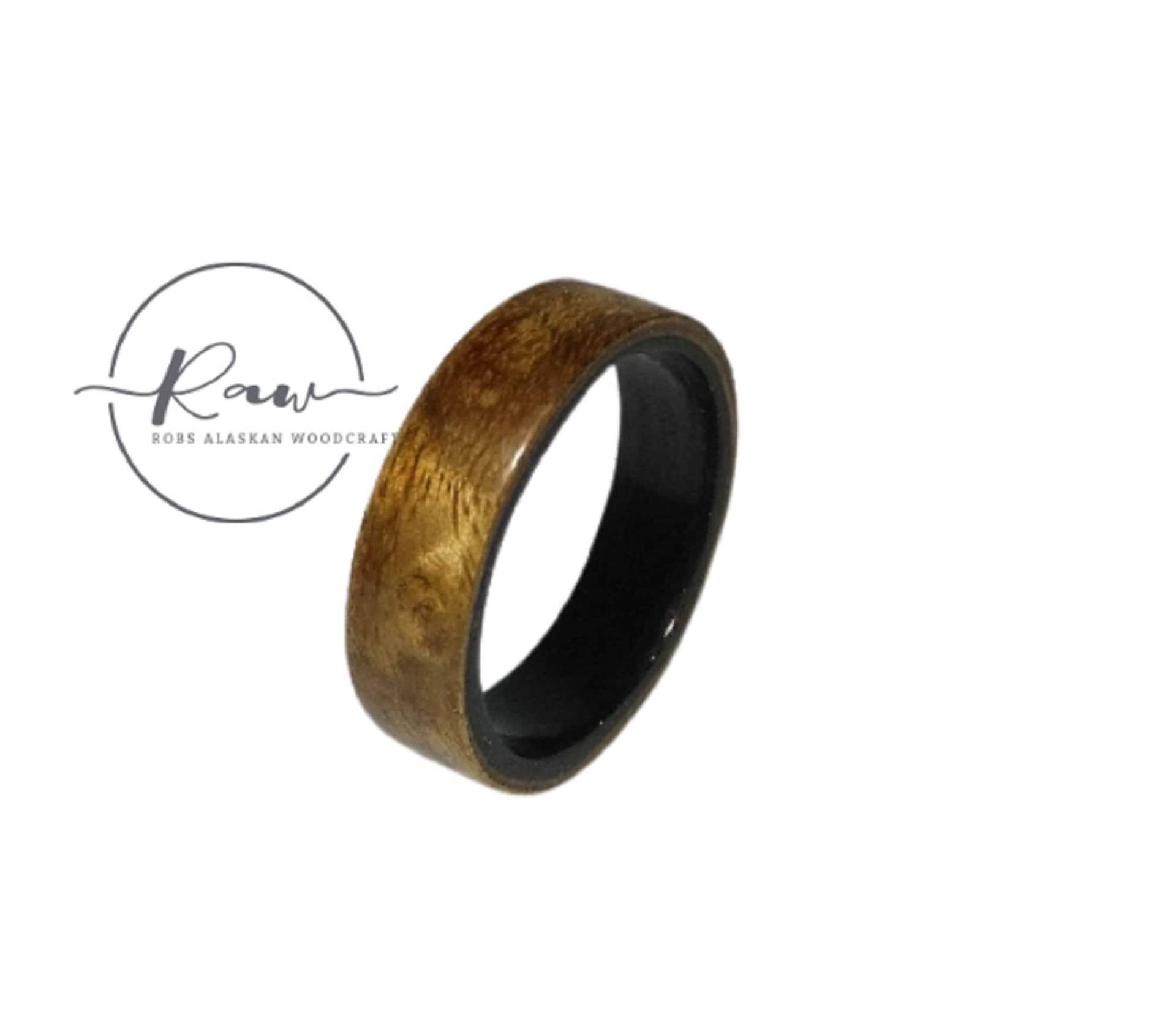 Gebogener Ring Aus Myrte Und Rosenholz Gebogener Ring Aus Myrte Und Rosenholz von RobsAlaskanWoodcraft