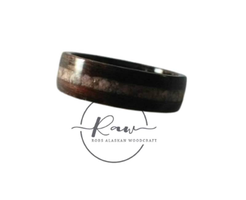 Rosa Rhodanit Und Wenge Bent Holz Ring Rosa Rhodanit Und Wenge Bent Holz Ring von RobsAlaskanWoodcraft