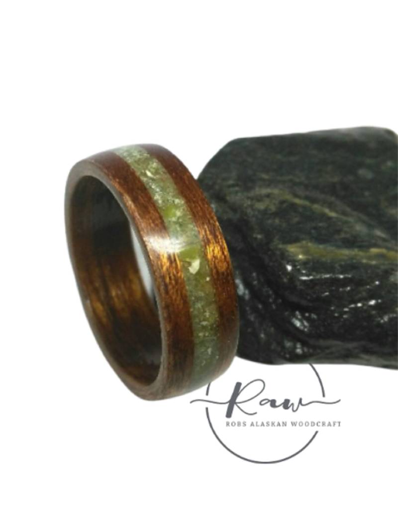 Sapele Und Jade Gebogener Holzring Sapele Und Jade Gebogener Holzring von RobsAlaskanWoodcraft