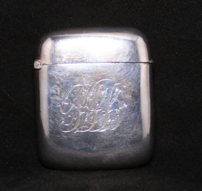 sterling Silber Vesta Match Safe 1897 Rolason Brothers Birmingham Mit Eingeschriebenen Initialen sterling Silber Vesta Match Safe 1897 Rolason Brothers Birmingham Mit Eingeschriebenen Initialen von RobsHobbies