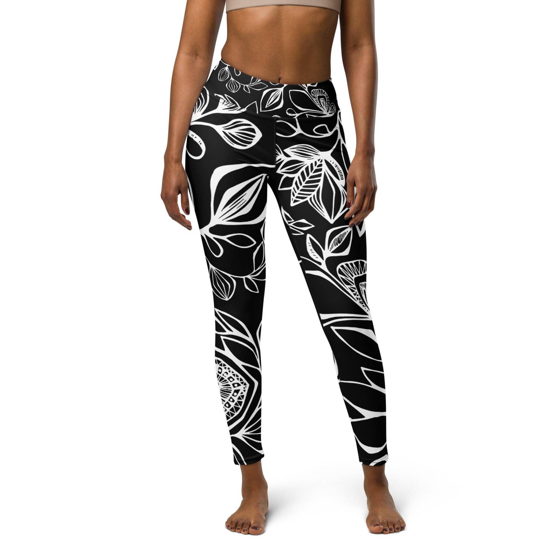 Schwarz-Weiße Blumen Print Leggings Hohe Taille Yoga Hose von RochellePorterDesign