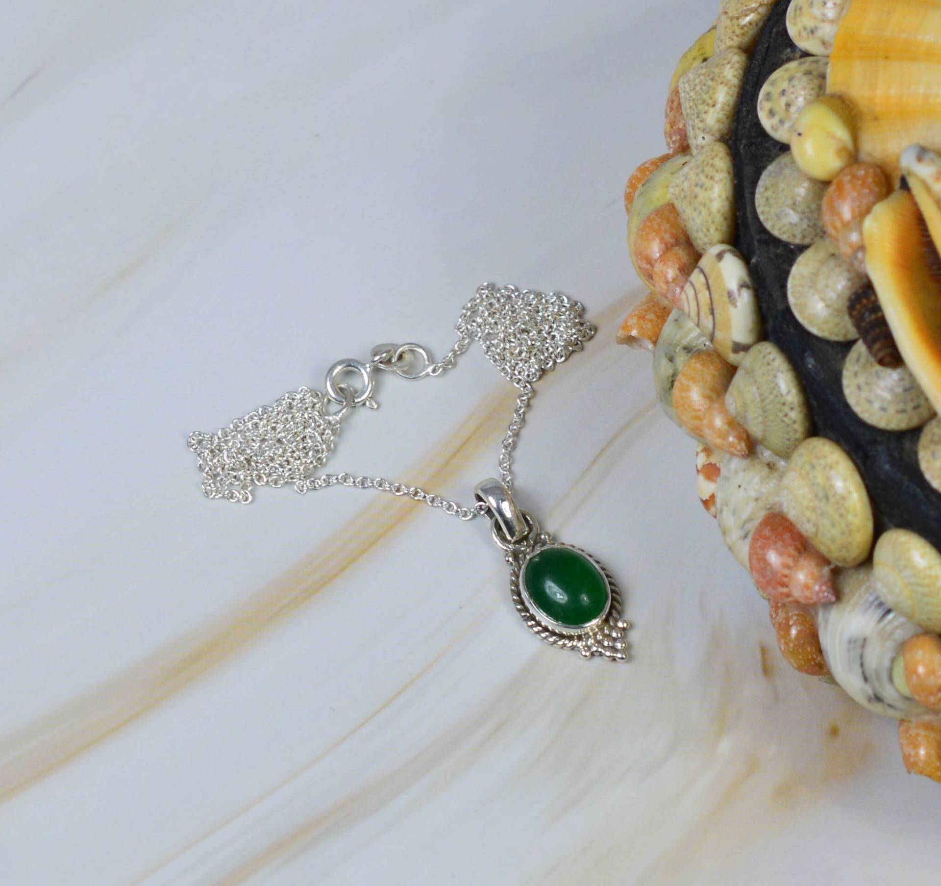 Grüner Onyx 925 Sterling Silber Edelstein Kettenanhänger Mit Oder Ohne Kette ~ Ovaler Anhänger Handgemachter Schmuck Geschenk Zum Jahrestag Grüner Onyx 925 Sterling Silber Edelstein Kettenanhänger Mit Oder Ohne Kette ~ Ovaler Anhänger Handgemachter Schmuck Geschenk Zum Jahrestag von Rock925Jewels