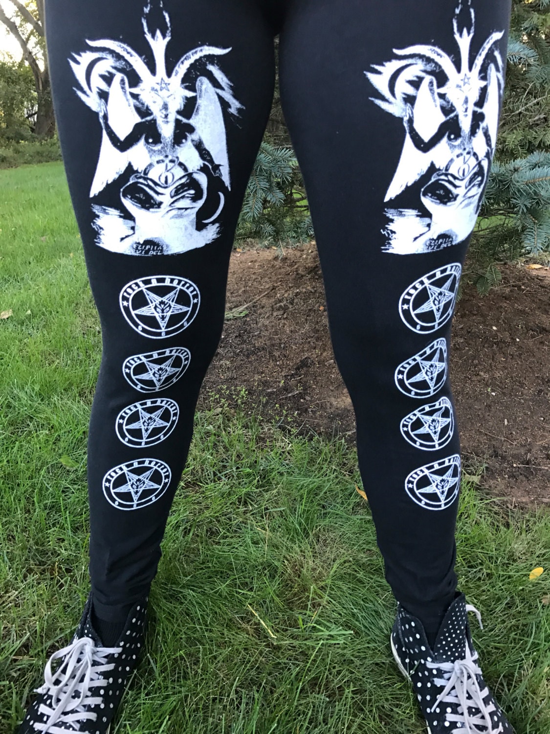 Baphomet Leggings von RockNhorrorApparel