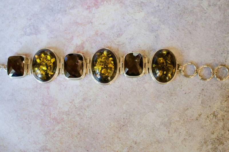 Bernstein. Topas. Silber. Atemberaubendes Armband Aus Riesenbernstein, Rauchtopas Und Sterlingsilber. 7, 5 Bis 8, 5 Einstellbar von RockRichGems