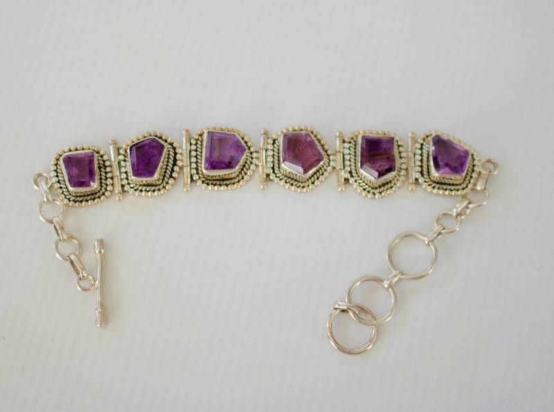 Handgefertigtes, Wunderschönes Sterling Silber Mit Echtem Amethyst Armband von RockRichGems