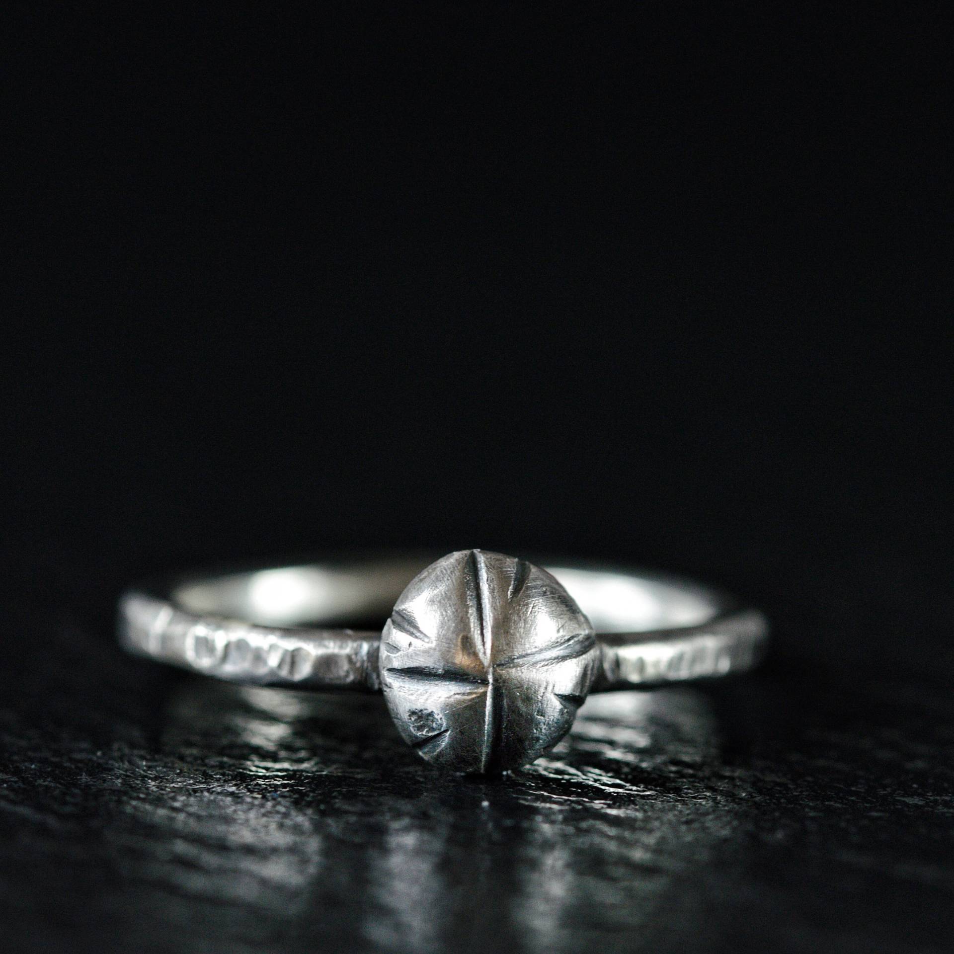 Silberner Ring Für Frauen, Verlobungsring, Blumenring, Stapelbare Ringe, Einfache Freundschaftsringe, Brautjungferngeschenk von RockSeamJewelry