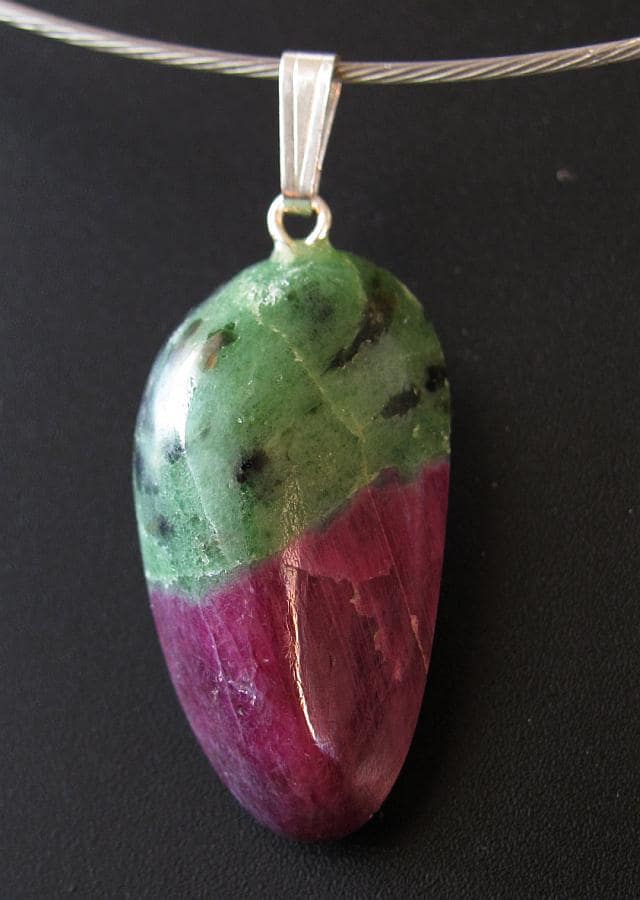 Feine Qualität Rubin in Zoisit Trommelstein 925 Silber Anhänger Öse von RockShopCZ