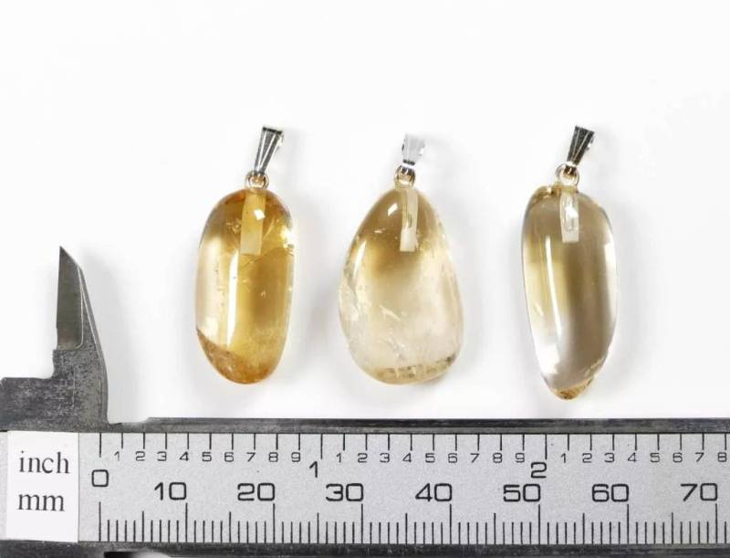 Natürlicher Citrin Anhänger Mit 925 Silber Anhängerschlaufe - Zufällig Ausgewählt 1 von RockShopCZ