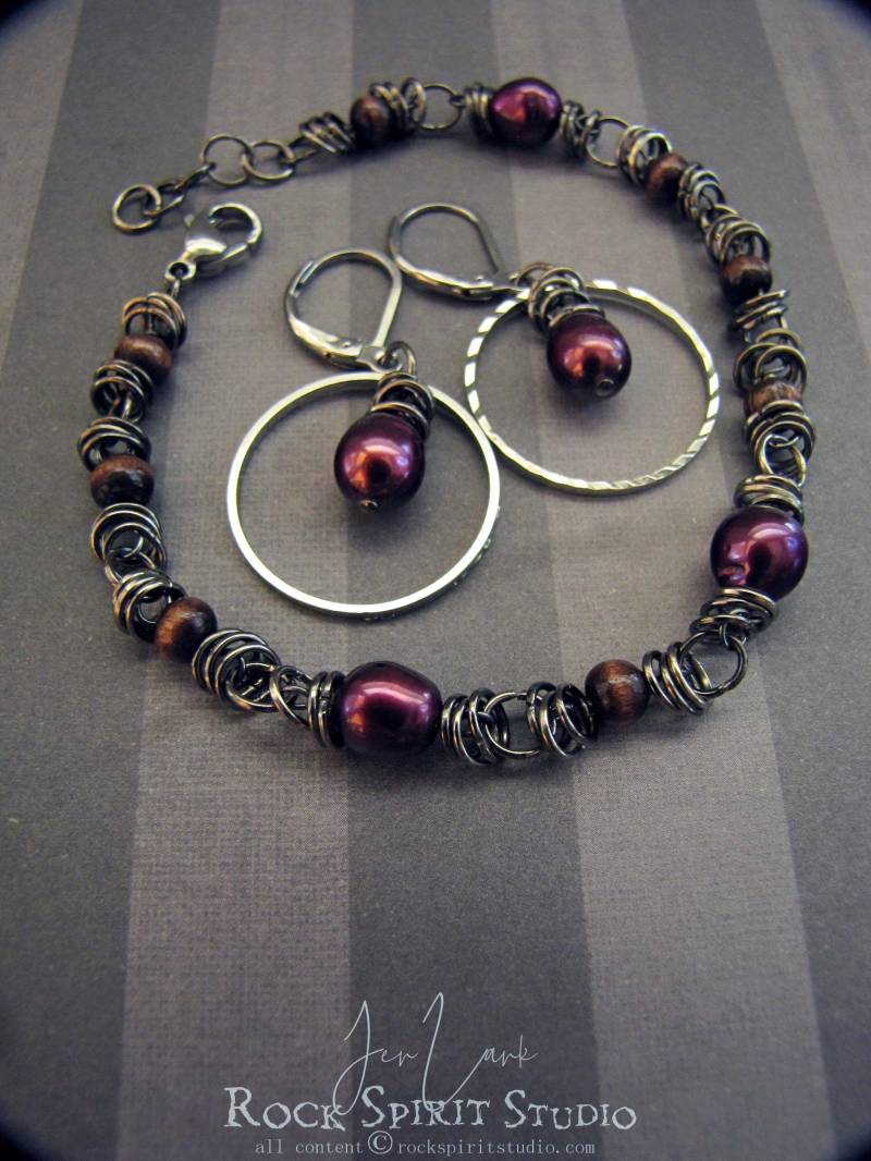 Süßwasserperlen Armband Und Ohrringe Violett Rot Schmuckset, Passendes Schmuck, Gothic Vampire Inspiriert - Ruby Blush von RockSpiritStudio