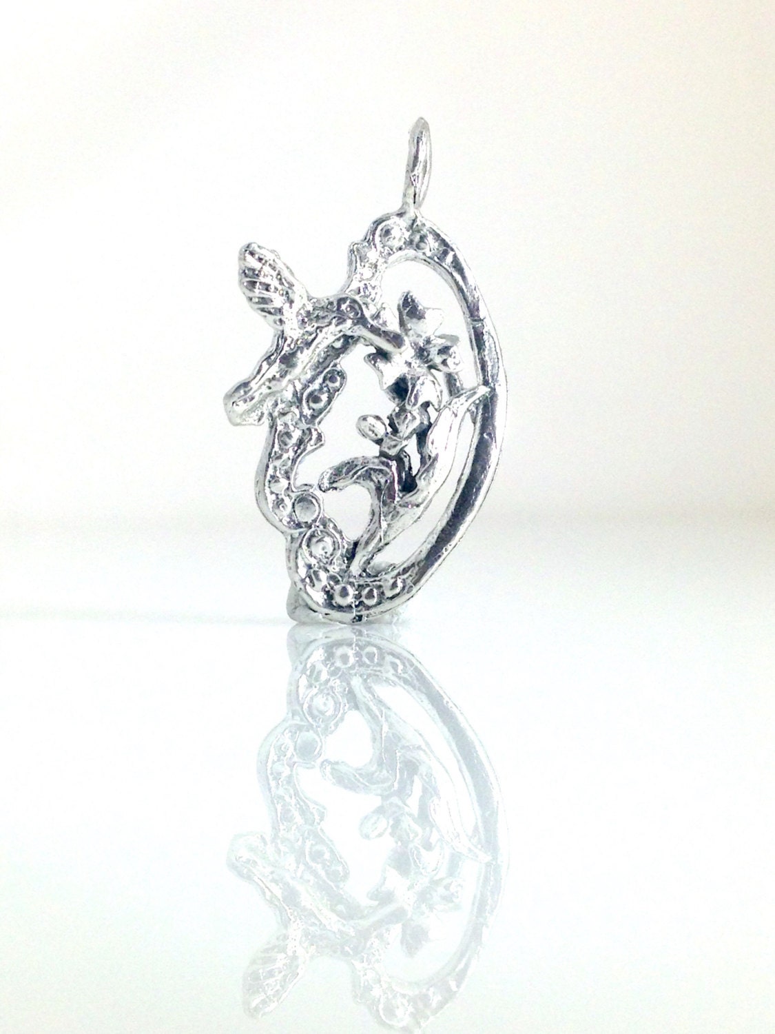 Kolibri Auf Große Blume Sterling Silber Anhänger 20 Zoll Kette, Von Hand Gegossen in Tucson, Arizona Kolibri Auf Große Blume Sterling Silber Anhänger 20 Zoll Kette, Von Hand Gegossen in Tucson, Arizona von RockWrapsandStones
