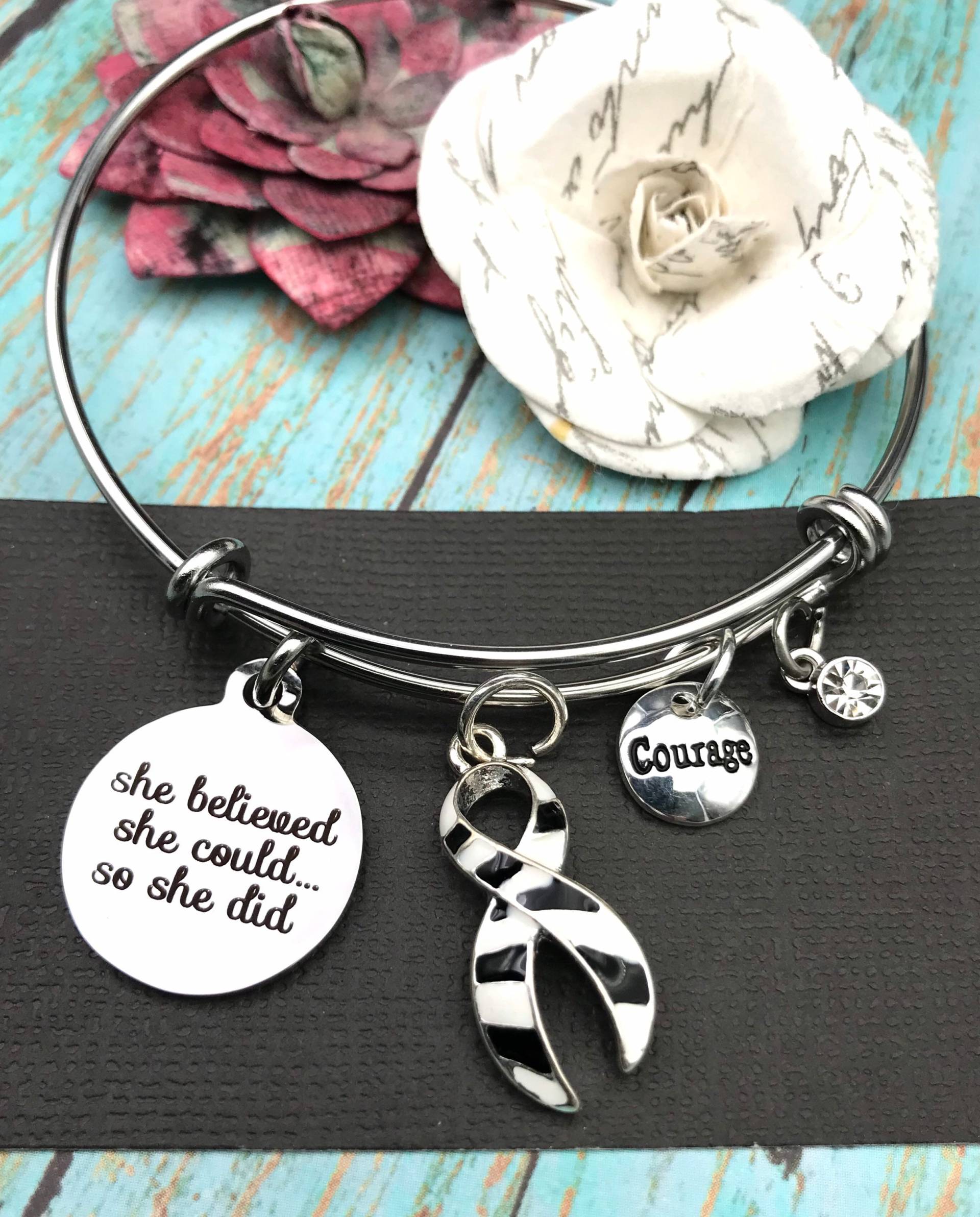 Ehlers-Danlos-Syndrom, Seltene Krankheit, Hormonkrebs, Unsichtbares Krankheit Armband - Zebraband Sie Glaubte, Könnte So, Tat Geschenk von RockYourCauseJewelry
