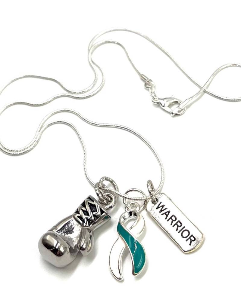 Halskette/Kampf - Boxhandschuh Halsband Türkis Und Weiß Band Charm Schmuck Cancer Survivor Geschenk Chemo Strahlentherapie von RockYourCauseJewelry