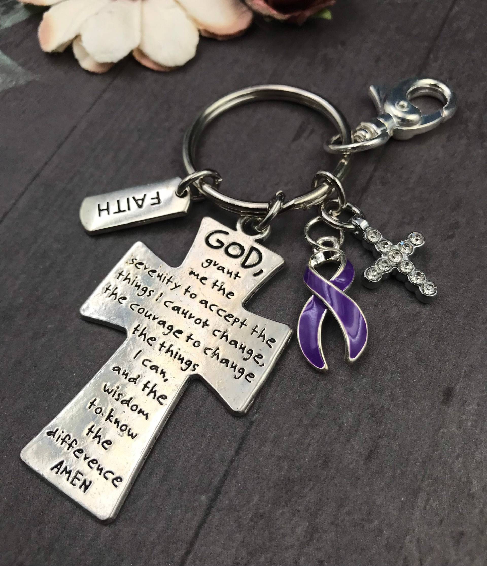Lila Band Serenity Prayer Keychain/Chronic Pain Spoonie Crohn Es Colitis Fibromyalgie Lupus Cystic Fibrosis von RockYourCauseJewelry