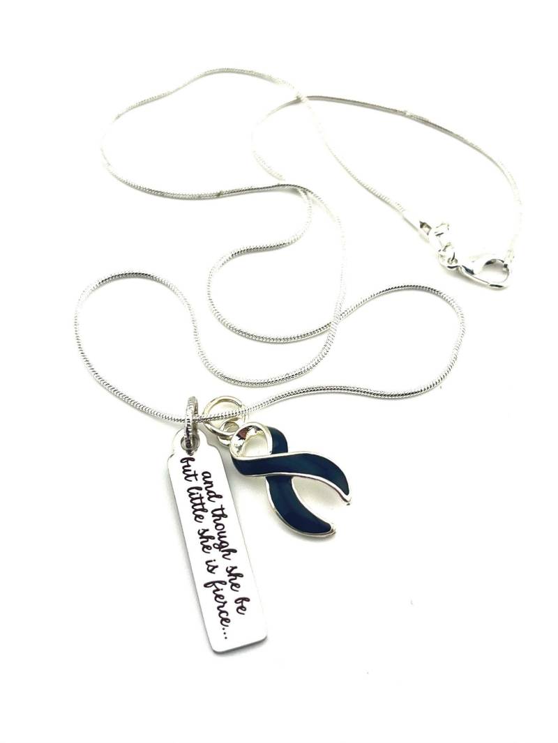 Melanom/Hautkrebs Überlebende Halskette - Schwarzes Band Obwohl Sie Nur Wenig Ist, Ist Wild von RockYourCauseJewelry