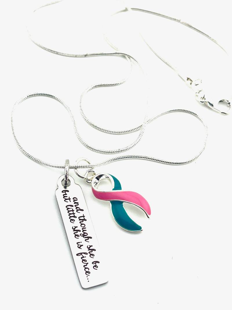Previvor Präventive Mastektomie Hysterektomie Geschenk/Brca Schwesternschaft Schmuck - Pink Und Teal Ribbon Sie Ist Fierce von RockYourCauseJewelry