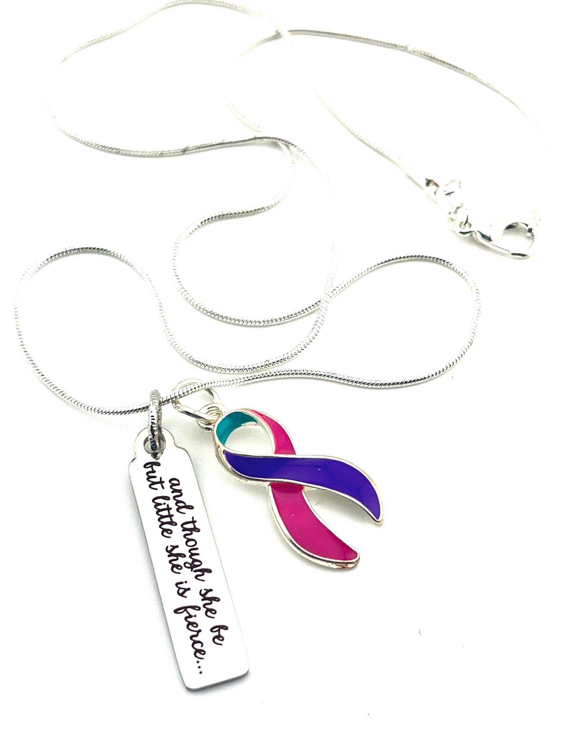 Thyroid Cancer Awareness Halskette - Obwohl Sie Nur Klein Ist, Ist Wild Thyreoidektomie, Hypothyreose, Hyperthyreose, Überlebende Geschenk von RockYourCauseJewelry