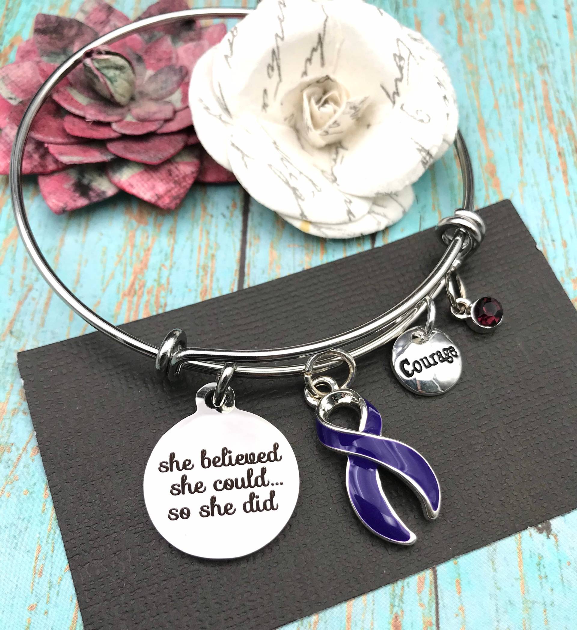 Violett Lila Band Charm Armband/Sie Glaubte, Könnte Hodgkin Lymphom Überlebende Bewusstsein Krebs von RockYourCauseJewelry
