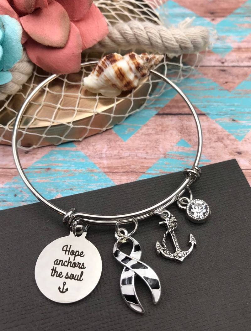 Zebra Ribbon Bracelet/Ehlers-Danlos-System, Seltene Krankheit, Endokrine Cancer, Invisible Illness Spoonie - Hope Anchors The Soul von RockYourCauseJewelry