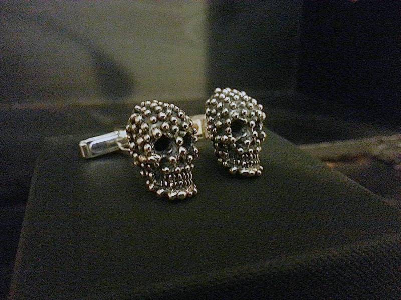 Oxidierte Sterling Silber Schädel Manschettenknöpfe, Handgemachte Biker Schmuck von RockYourFingers