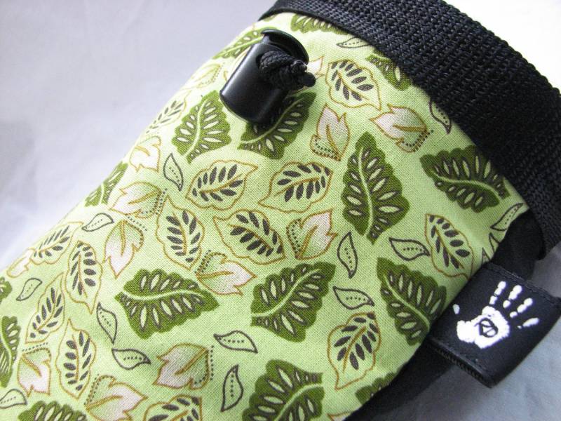 Kletter-Kreidetasche Grün Farn Blätter Fleece Gefüttert Handmade Kletter-Kreidetasche Grün Farn Blätter Fleece Gefüttert Handmade von Rockduster