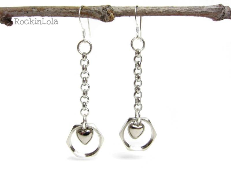 Hex Nuss Ohrringe - Hardware Silber Herz Sterling Ohrhaken Handgefertigt Von Rockinlola Hex Nuss Ohrringe - Hardware Silber Herz Sterling Ohrhaken Handgefertigt Von Rockinlola von RockinLola
